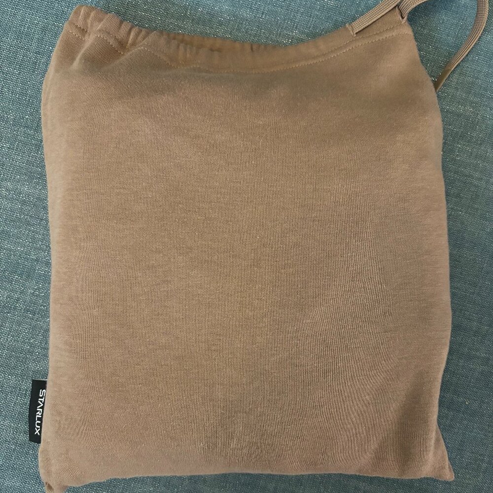 New Starlux Airlines Business class amenity Taupe 2-piece Pajamas set - M